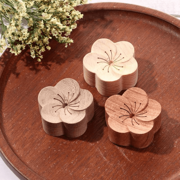 Flower Shape Wooden Aromatherapy Essential Oil Diffuser