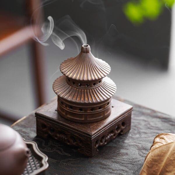 Elegant Ceramic Pagoda Incense Burner for Aromatherapy - Image 3