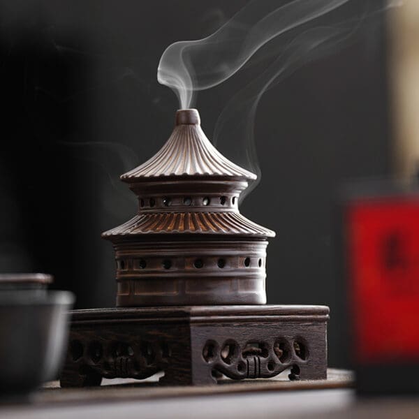 Elegant Ceramic Pagoda Incense Burner for Aromatherapy - Image 2